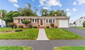 11 Red Robin Rd, Cranston, RI 02920