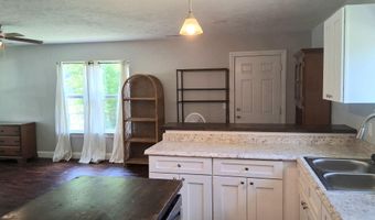 129 W Cline St, Aurora, MO 65605