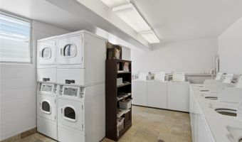1419 Dominis St 203, Honolulu, HI 96822