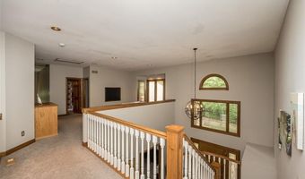 639 Wood Fern Dr, Ballwin, MO 63021