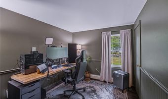 94 Maxson Hill Rd, Hopkinton, RI 02804