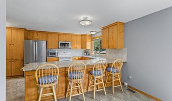 9630 SW ROBBINS Dr, Beaverton, OR 97008