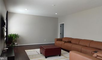 25501 EMERSON OAKS Dr, Aldie, VA 20105