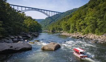 15303 15328 Midland Trl, Ansted, WV 25812