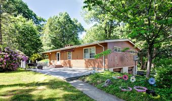 681 Stevens St, Bristol, CT 06010
