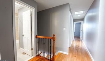 1210 ORONOCO St, Alexandria, VA 22314