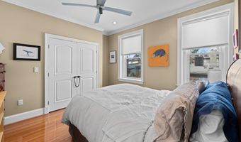 15 SEATON Pl NE 2, Washington, DC 20002
