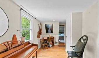 594 E Harrod Rd, Austin, IN 47102