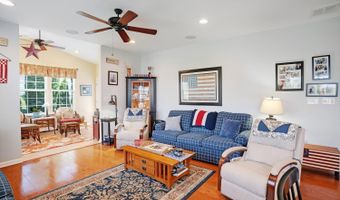 10 Harbor Pl, Barnegat, NJ 08005