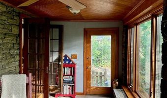 534 State Route 885, Jefferson Hills, PA 15025
