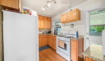 6926 VANDERBILT Dr, Alexandria, VA 22307