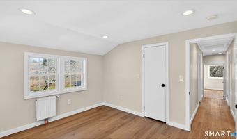 56 West St, Bolton, CT 06043