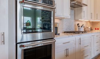 44 Sugar Bars Dr, Cody, WY 82414