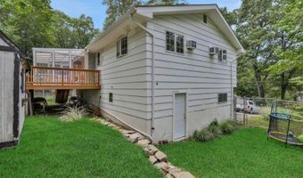11 Ayers Ci, Andover, NJ 07860