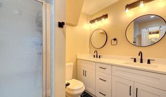 120 Swain Ave, Boiling Springs, SC 29316