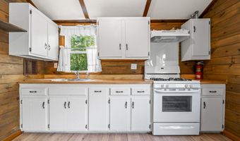 117 Taylor Woods Rd, Belgrade, ME 04917