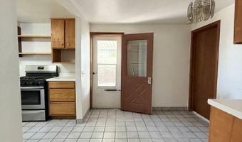 2203 Utah St, Carlsbad, NM 88220