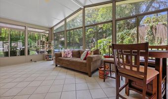 1825 HICKORY Ln, Atlantic Beach, FL 32233