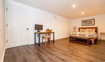7 Wickham Rd, North Kingstown, RI 02852