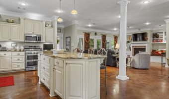419 De Jean Cv, Biloxi, MS 39531