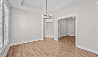 2220 Suncrest Dr, Ames, IA 50014