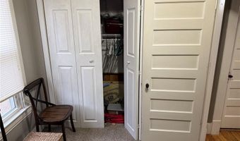 1638 Jersey St, Alton, IL 62002