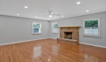 3504 MOYLAN Dr, Bowie, MD 20715