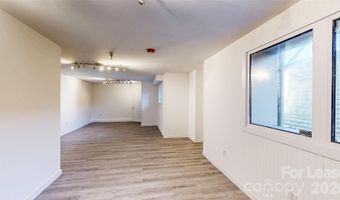 124 College St 100A, Asheville, NC 28801
