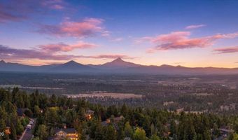 3042 NW Craftsman Dr, Bend, OR 97703