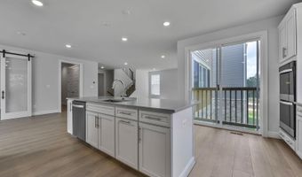 42010 NIGHT NURSE Cir, Ashburn, VA 20148