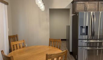 640 S 9th St, Akron, IA 51001