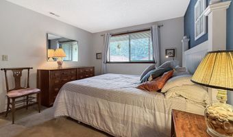 17744 N HIGHWAY 101 B204, Brookings, OR 97415