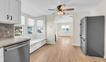 409 Capstan Ave, Beachwood, NJ 08722