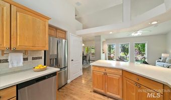 5201 N Stinger St, Boise, ID 83703