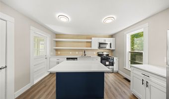 400 4th St SE, Altoona, IA 50009