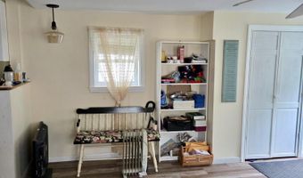 327 Forest Ave, Bangor, ME 04401