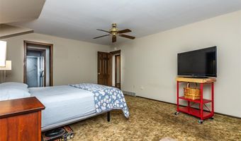 928 Northdale Dr, Alton, IL 62002