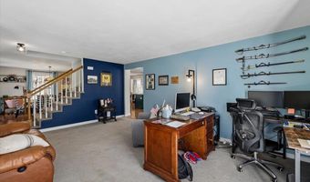 5 Whitetail Ln, Chester, NH 03036