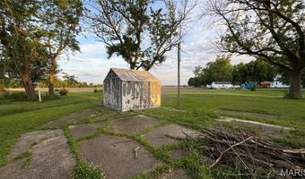 714 E Main St, Alhambra, IL 62001