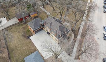 907 1st Dr NW, Austin, MN 55912