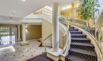 5800 NICHOLSON Ln 1-908, Rockville, MD 20852