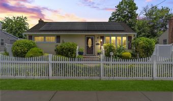 3414 Great Neck Rd, Amityville, NY 11701