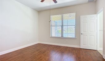5440 SUNSET FALLS Dr, Apollo Beach, FL 33572