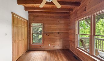 21179 Green Spring Rd, Abingdon, VA 24211