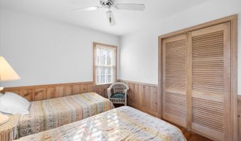 30 N PENNSYLVANIA Ave, Bethany Beach, DE 19930
