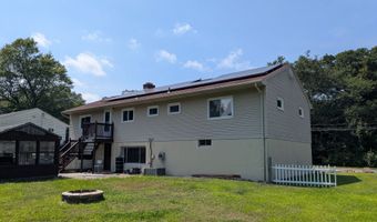 264 Timber Ln, Cheshire, CT 06410