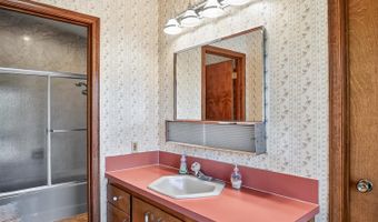 516 Skyline Dr, Cascade, ID 83611