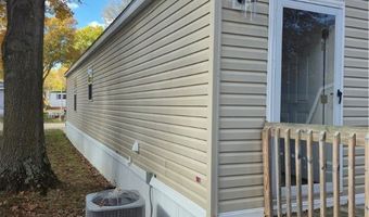 292 Maple St, Amherst, OH 44001