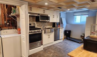 22 Osceola Ln, Billerica, MA 01821