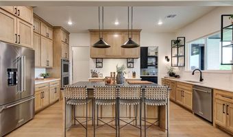 9400 Millstone Ct, Arcadia, OK 73007